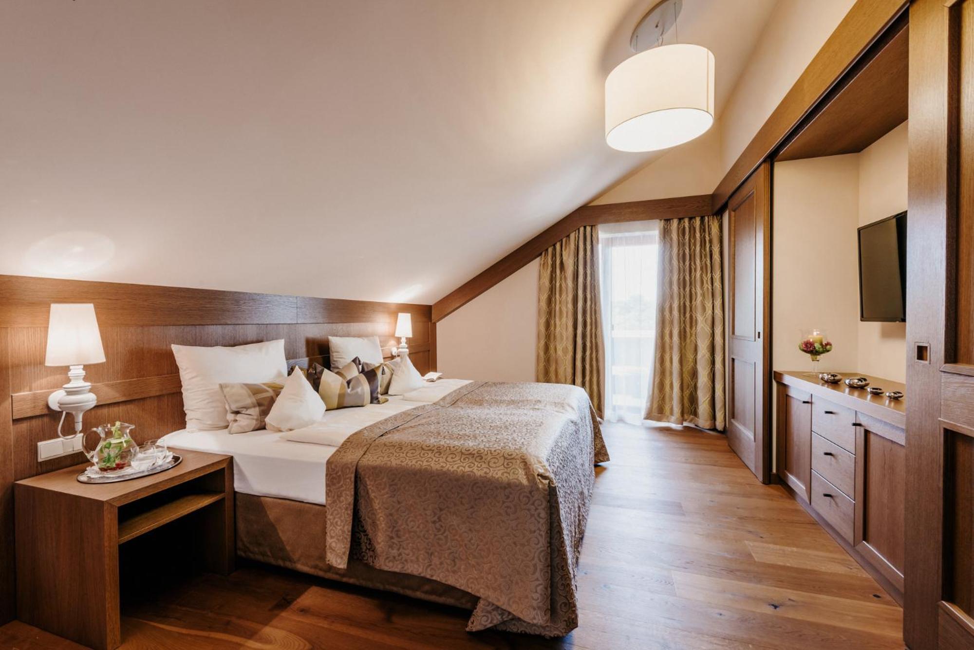 Der Eisvogel - Wellness- & Genusshotel Bad Gögging Εξωτερικό φωτογραφία